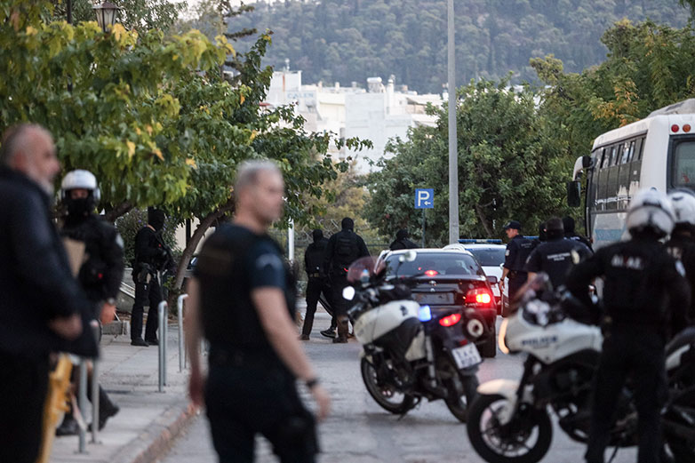 Στον εισαγγελέα ο 31χρονος συλληφθείς για την έκρηξη στους Αμπελόκηπους