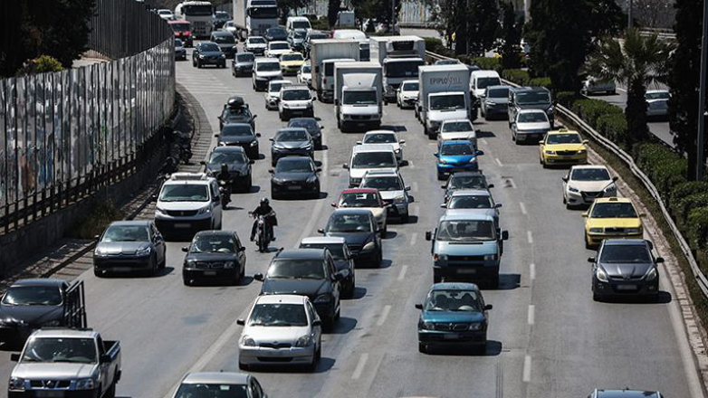 Χάος στους δρόμους της Αθήνας: Χωρίς φανάρια κεντρικοί δρόμοι – Απίστευτο μποτιλιάρισμα