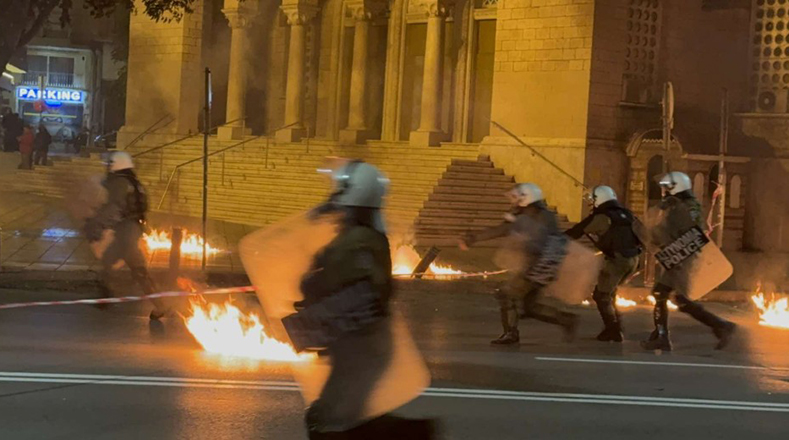 Θεσσαλονίκη: Επεισόδια με μολότοφ μετά την πορεία