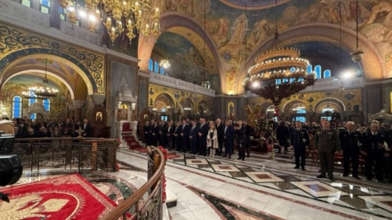 Η βροχή ματαίωσε τη λιτανεία στην Πάτρα, για τον πολιούχο Άγιο Ανδρέα