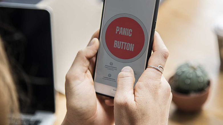 Τριάντα άνδρες στη Κρήτη έχουν ζητήσει «panic button»