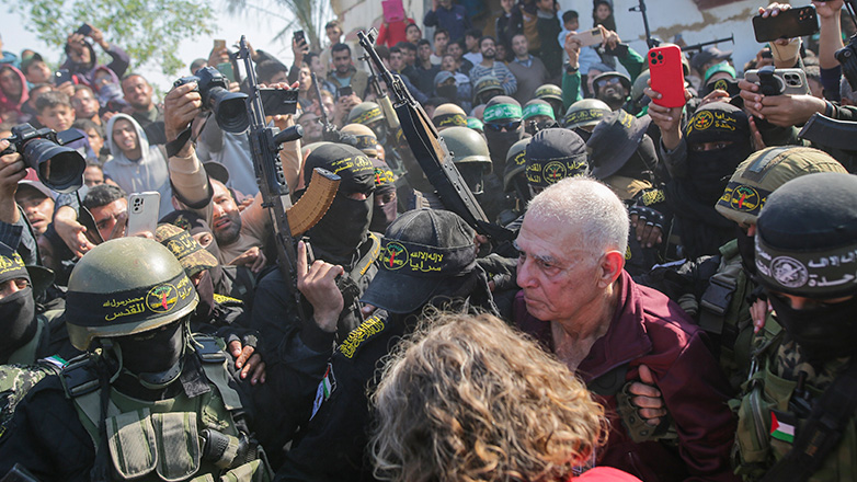 Το Ισραήλ αναστέλλει «μέχρι νεοτέρας» την αποφυλάκιση Παλαιστινίων κρατουμένων