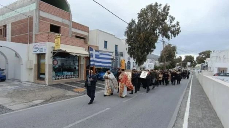 Λιτανεία για τους σεισμούς στη Σαντορίνη