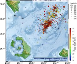 ΕΚΠΑ για Σαντορίνη: «Δεν μπορεί να αποκλειστεί το ενδεχόμενο να ακολουθήσει κύριος σεισμός»