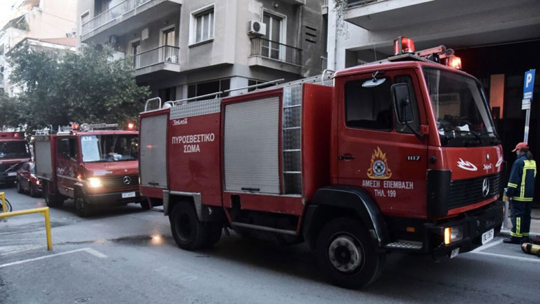 Υπό έλεγχο η φωτιά που ξέσπασε σε διαμέρισμα στο Κολωνάκι