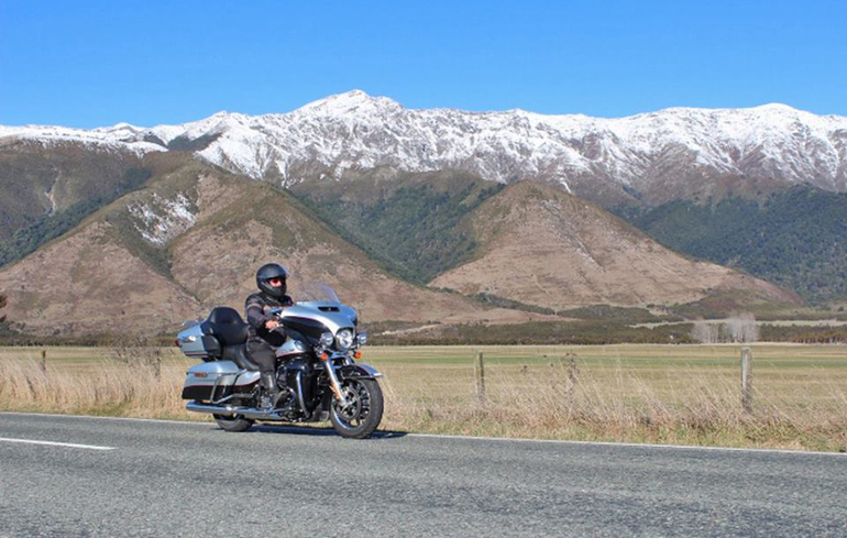 Με Harley Davidson Ultra Glide στη Νέα Ζηλανδία...