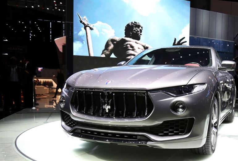 Παγκόσμια πρεμιέρα για το πρώτο SUV της Maserati. Πρόκειται για το Levante που θα εφοδιάζεται με κινητήρα diesel 3.0 λίτρων ενώ σύντομα θα το δούμε και στην Ελλάδα... 