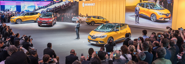 To Renault Scenic είναι αυτό που θα μπορούσαμε να πουμε ότι σημιούργησε την πακτηγορία των πολυμορφικών. Παγκόσμια πρεμιέρα στη Γενεύη για τη νέα γενιά...