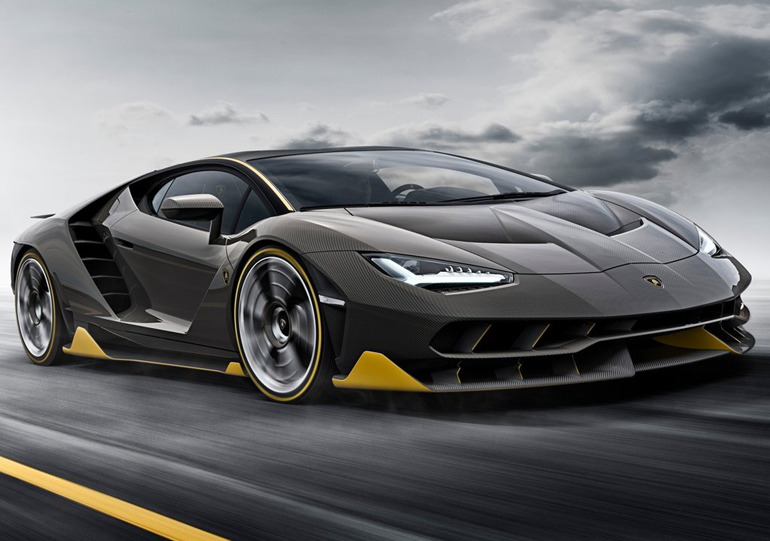 Η Lamborghini Centenario θα παραχθεί σε 40 μονάδες με κόστος 1,75 εκατ. ευρώ η καθεμία...