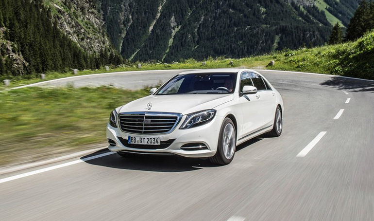 Η Mercedes S 500 hybrid είναι συνδυασμός κινητήρα εσωτερικής καύσης και μπαταριών... 