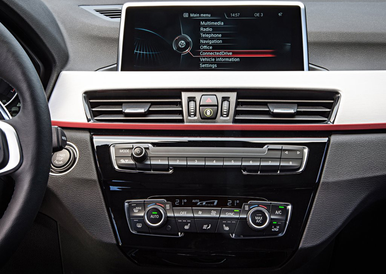 Η BMW X1 εφοδιάζεται με την τελευταία λέξη της τεχνολογίας και της... συνδεσιμότητας!