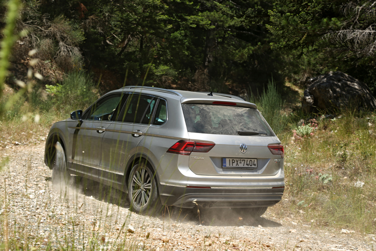 Το Tiguan είναι όχημα ελευθέρου χρόνου, άρα ο ιδιοκτήτης του μπορεί να ανακαλύπτει συνεχώς νέους δρόμους...