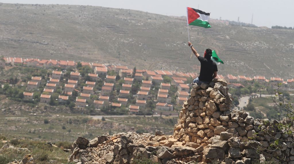 Ο τόπος του Παλαιστίνιου πια δεν του ανήκει. Στη θέση του, ισραηλινοί εποικισμοί