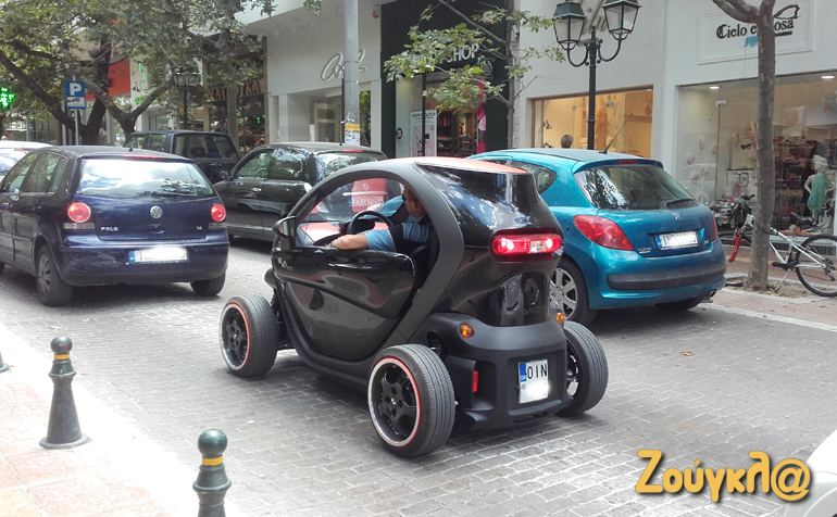 Renault Twizy: Αμιγώς ηλεκτρικό όχημα που κυκλοφορεί με ελληνικές πινακίδες κυρίως στην περιοχή της Κηφισιάς...