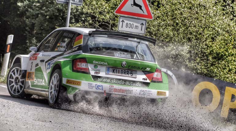 Το Skoda Fabia R5 είναι ένα από τα πιο εντυπωσιακά αγωνιστικά που διαπρέπουν στον παγκόσμιο μηχανοκίνητο αθλητισμό...