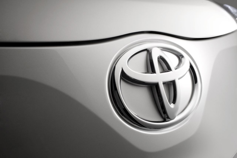 To brand name της Toyota είναι πολύ δυνατό στην Ελλάδα...