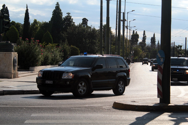 Συνοδευτικό Jeep Grand Cherokee...