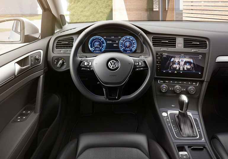 To εσωτερικό του VW e-Golf