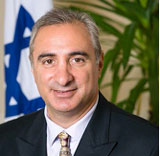 Eitan Na’eh 