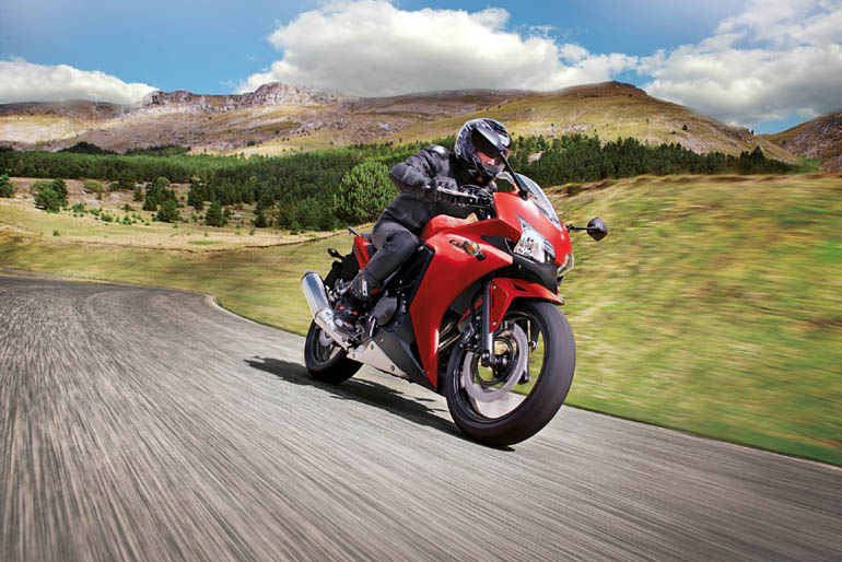 Η Honda CBR 500R είναι διαθέσιμη από τα 5.790 ευρώ