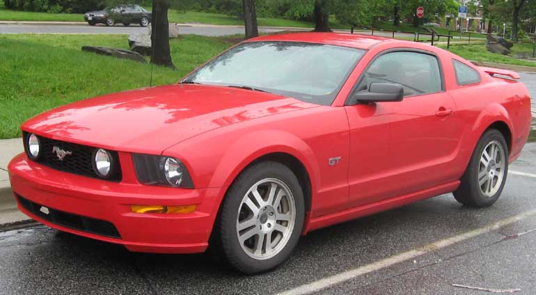 Το 2008 κυκλοφορούσε η συγκεκριμένη Ford Mustang