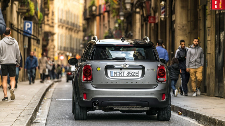 Το MINI Countryman είναι διαθέσιμο ακόμα και σε έκδοση plug in hybrid με 224 ίππους