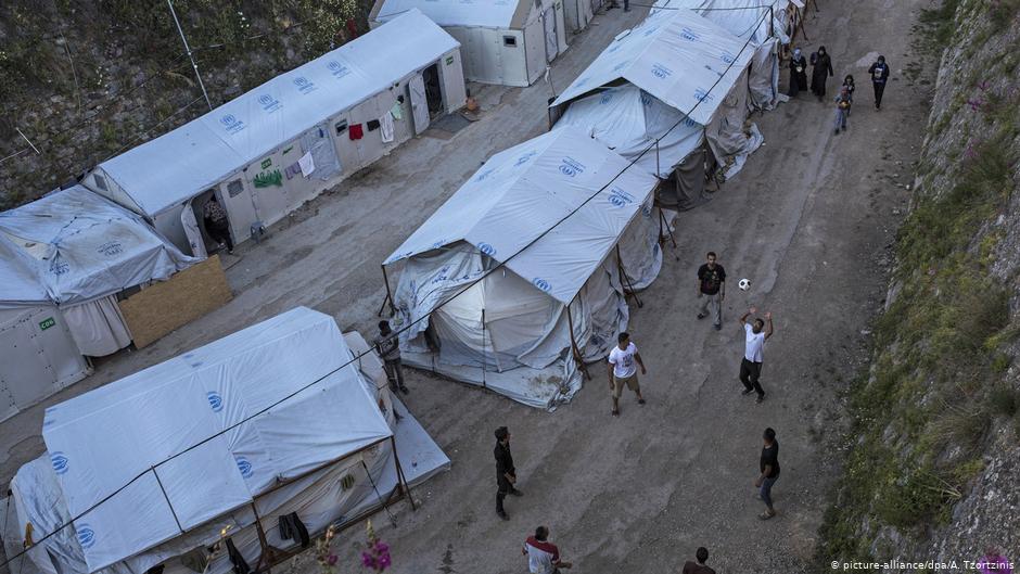 Χαρακτηριστική εικόνα από τον προσφυγικό καταυλισμό στη Χίο