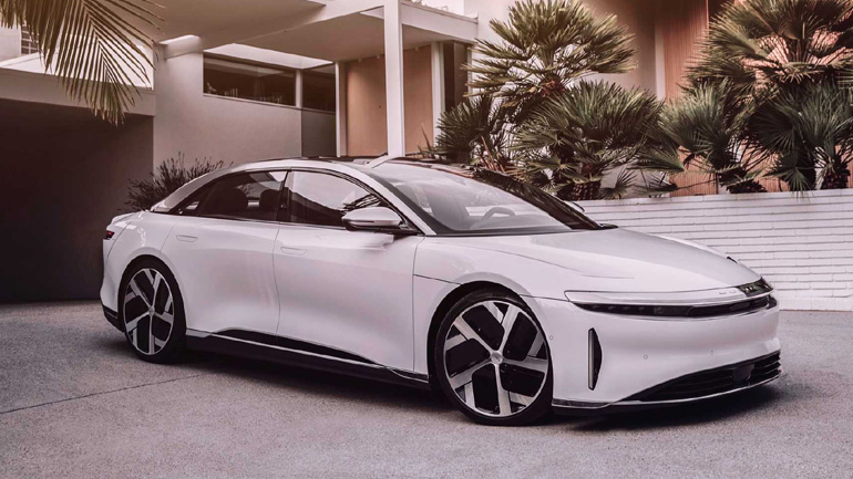 Το Lucid Air τοποθετείται απέναντι από το Tesla Model S