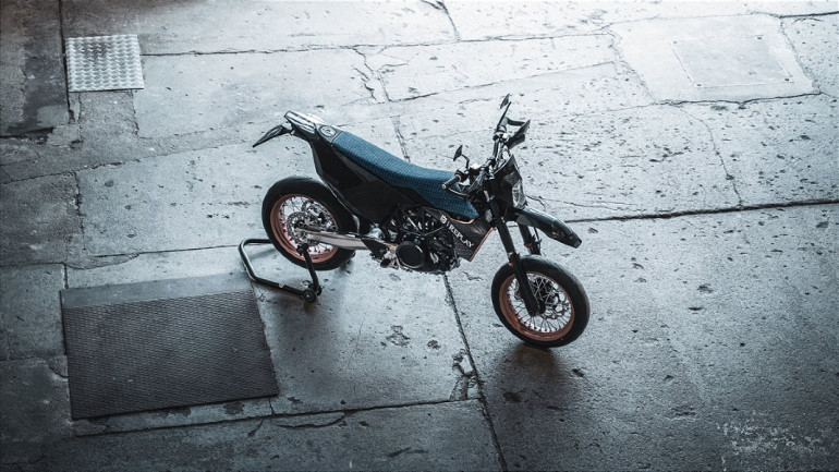 Η έκδοση Replay του Supermoto 701.