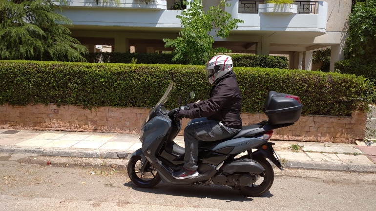 Υψηλού επιπέδου ποιότητα κύλισης στο δρόμο για το scooter της Yamaha.