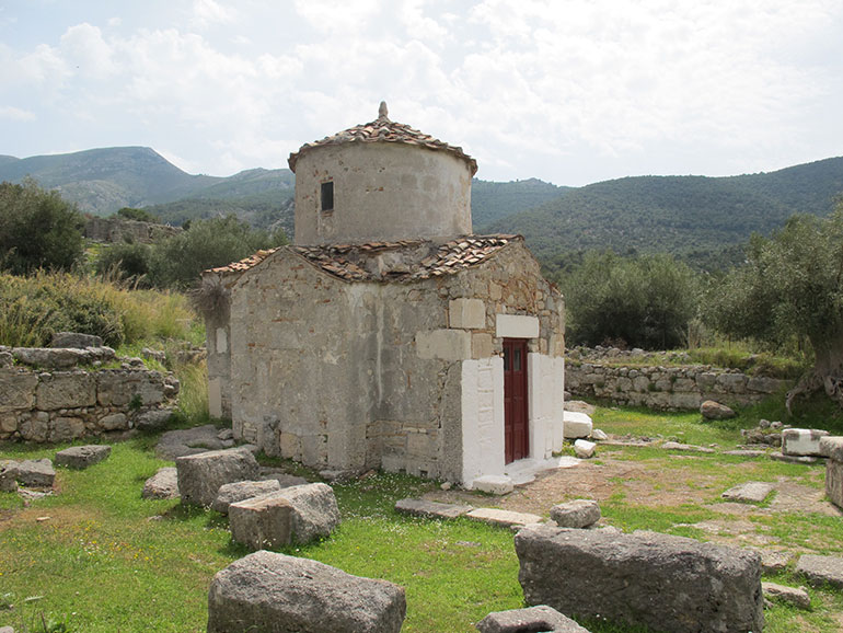 Ο ναός της Παναγίας ή Αγίας Άννας στην κάτω πόλη (Γ. Ασβεστάς 2012, Αρχείο ΥΠ.ΠΟ.Α.).