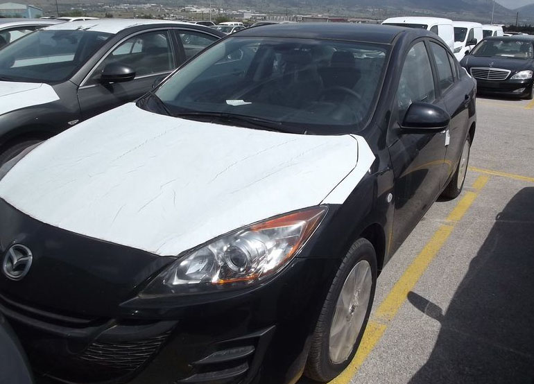 Mazda 3 με 0 χιλιόμετρα και τιμή κοντά στα 11.500 ευρώ...