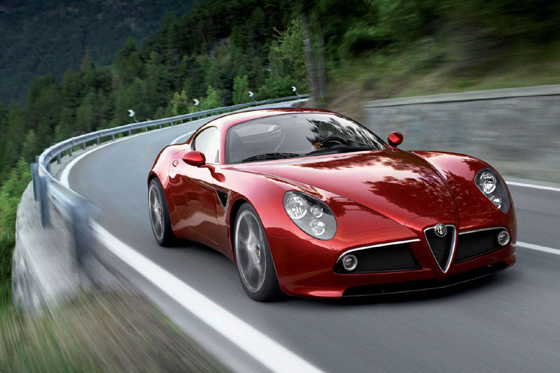 Η Alfa Romeo 8C